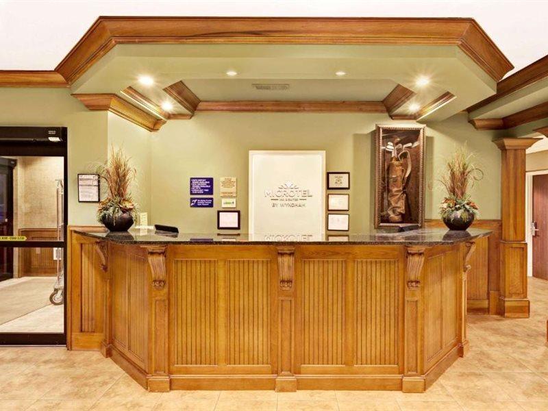Microtel Inn & Suites By Wyndham Woodstock/Atlanta North Buitenkant foto