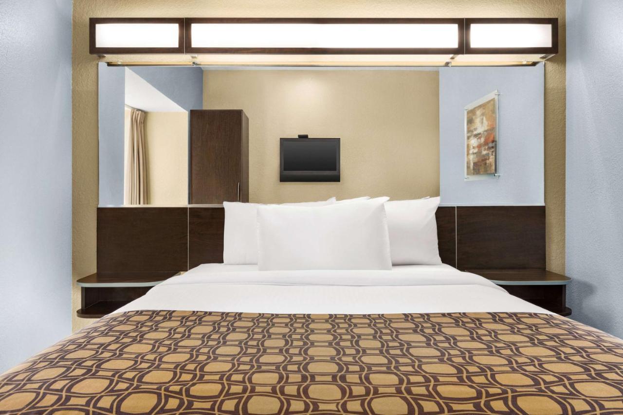 Microtel Inn & Suites By Wyndham Woodstock/Atlanta North Buitenkant foto