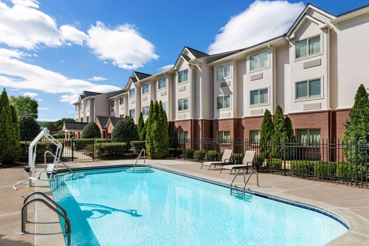 Microtel Inn & Suites By Wyndham Woodstock/Atlanta North Buitenkant foto