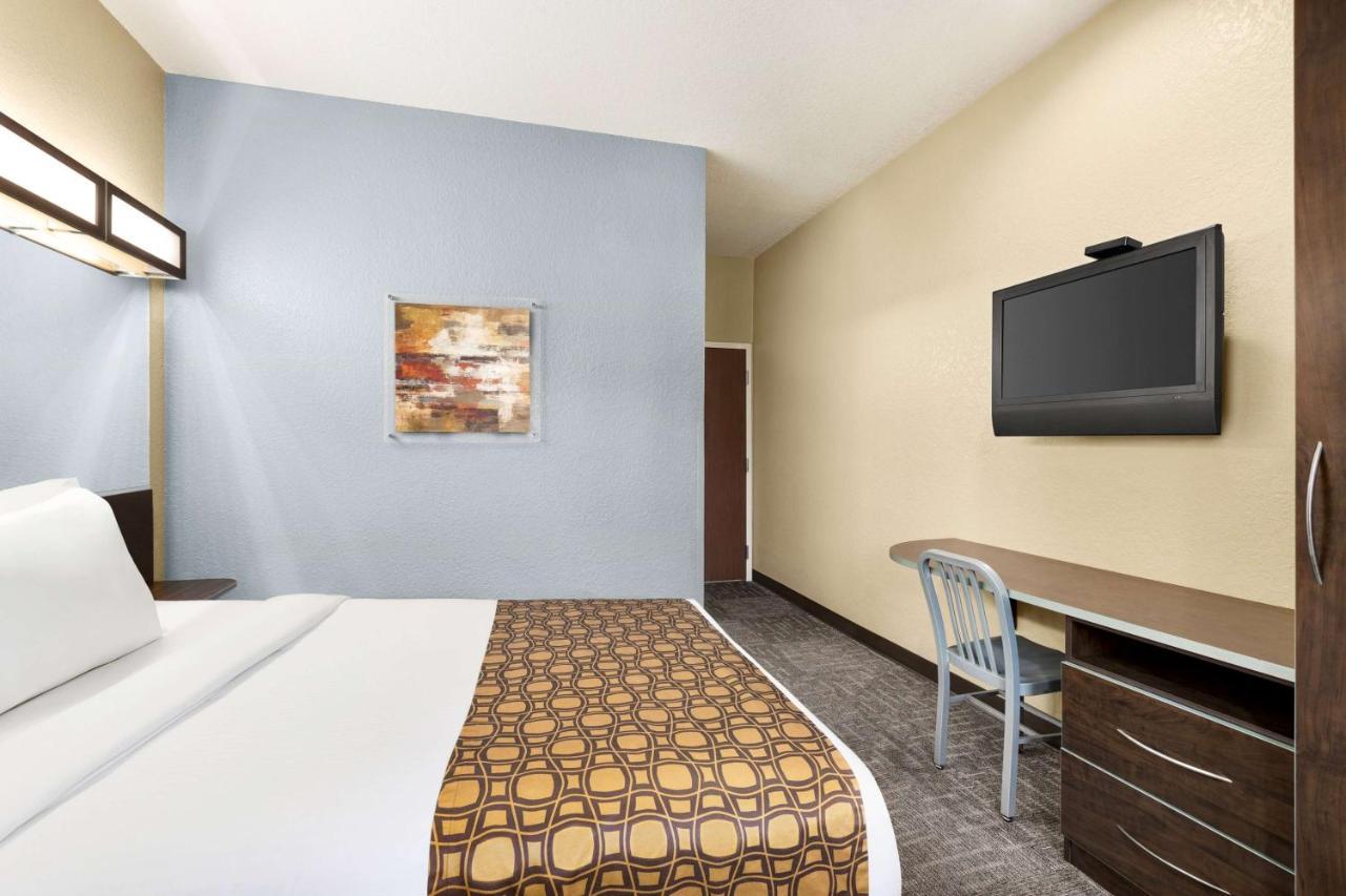 Microtel Inn & Suites By Wyndham Woodstock/Atlanta North Buitenkant foto