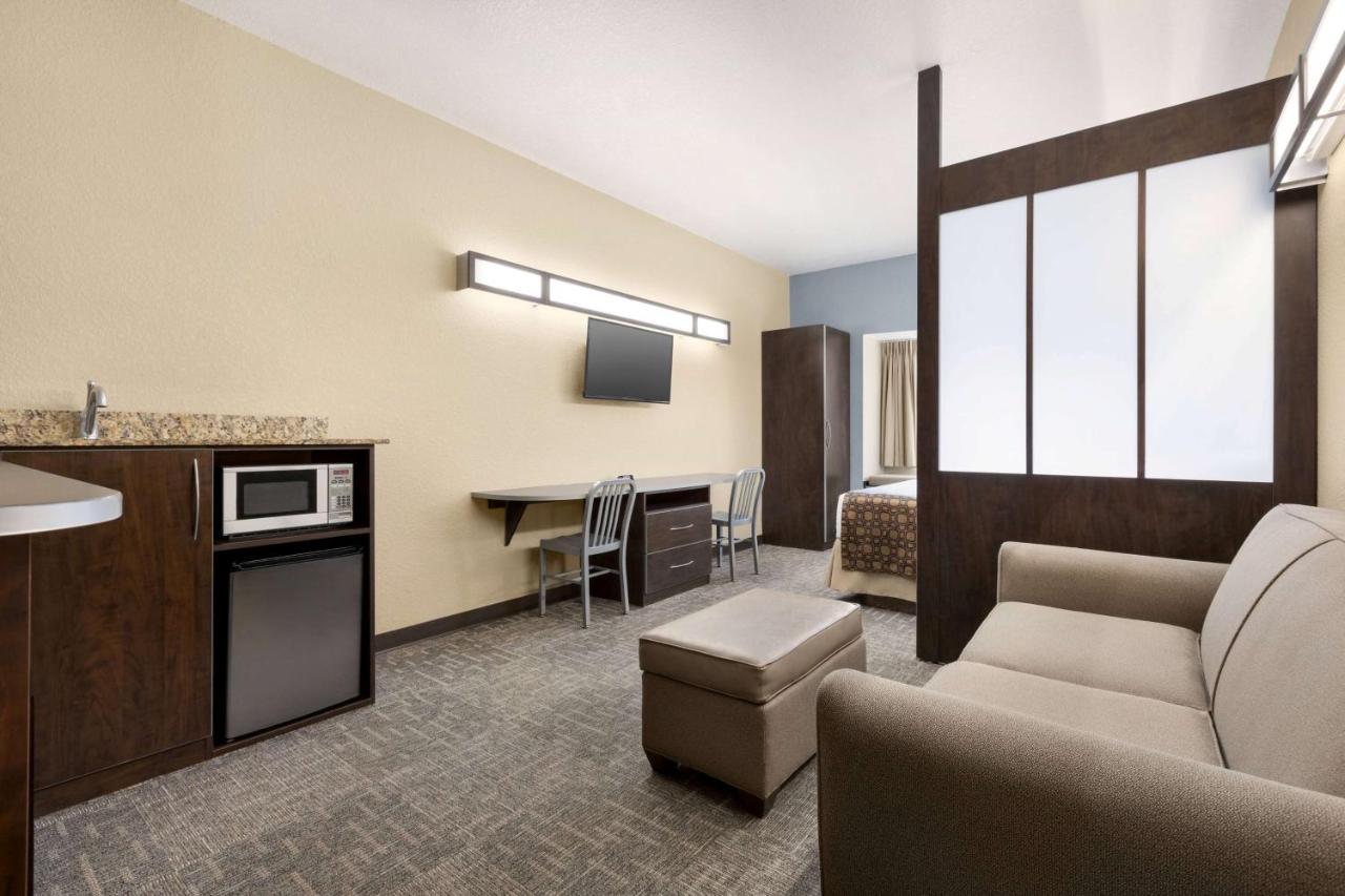 Microtel Inn & Suites By Wyndham Woodstock/Atlanta North Buitenkant foto